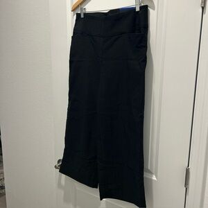 S.C.& Co. Women's 360 Tummy Control Pull-On Cropped Wide Leg Pants, Black, L Top